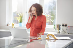 women paying taxes